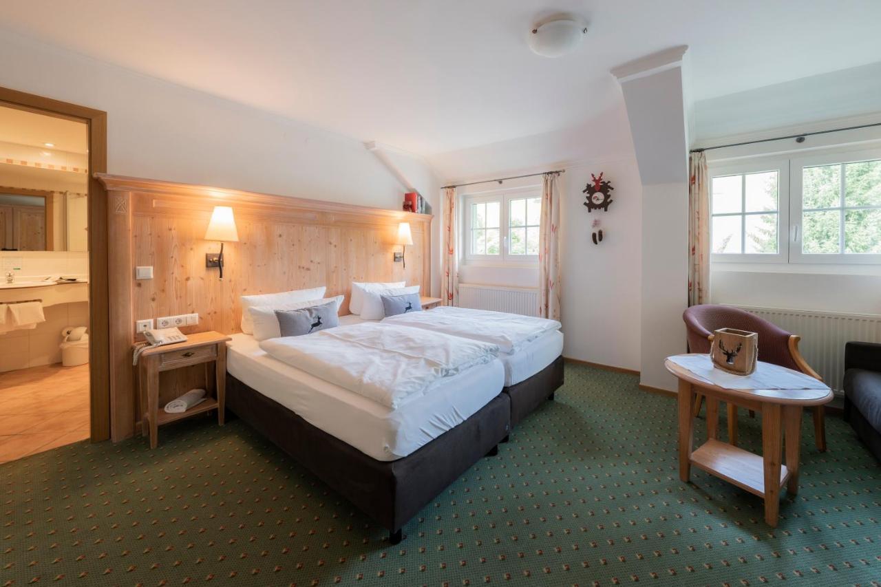Gruener Baum Naturparkhotel & Schwarzwald-Restaurant تودتناو المظهر الخارجي الصورة