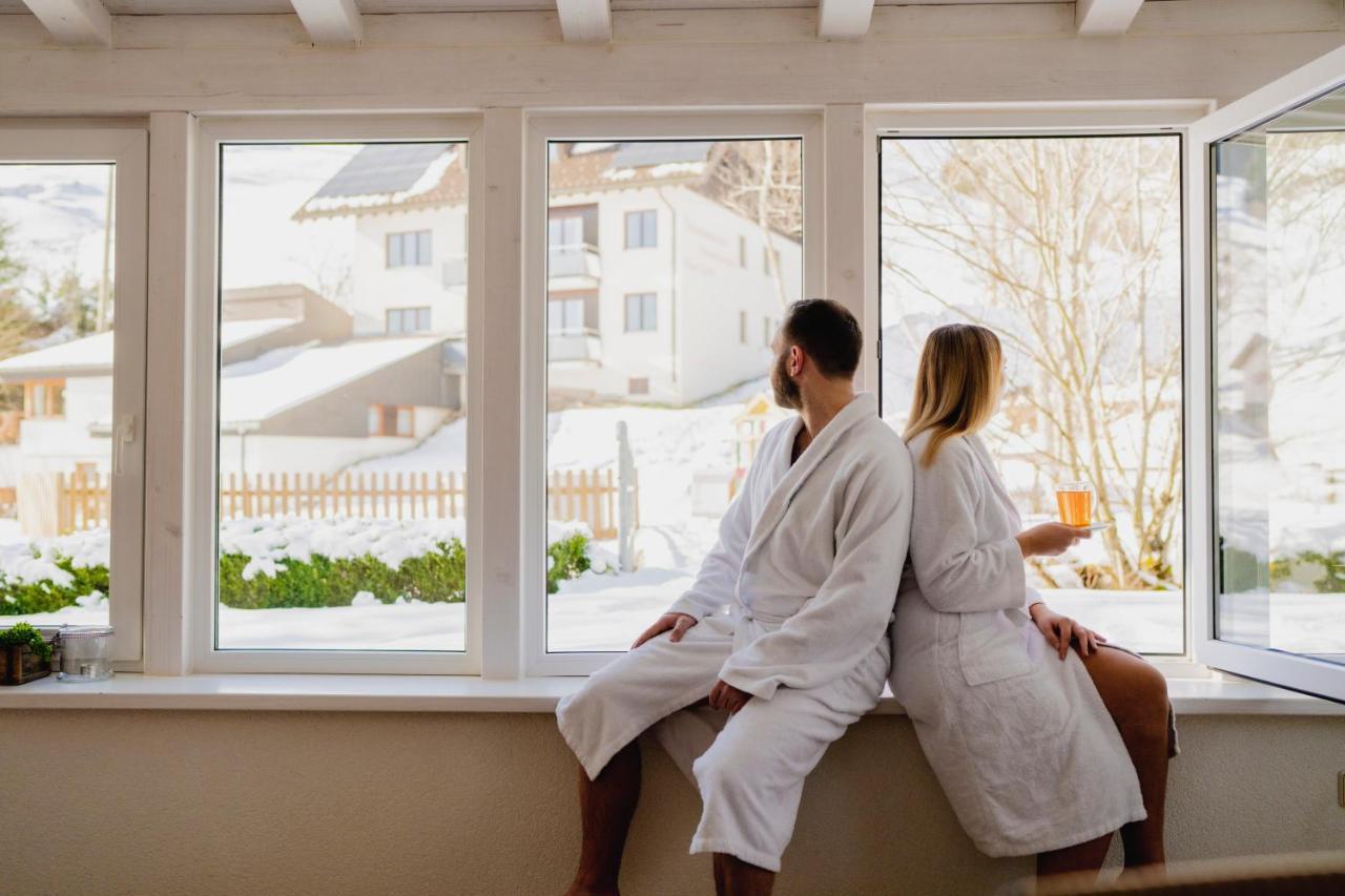 Gruener Baum Naturparkhotel & Schwarzwald-Restaurant تودتناو المظهر الخارجي الصورة